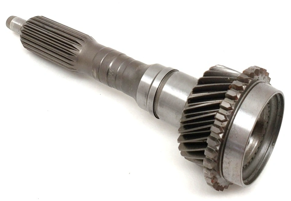 Precision-machined metal shaft with splined gear teeth produced by CNC turning