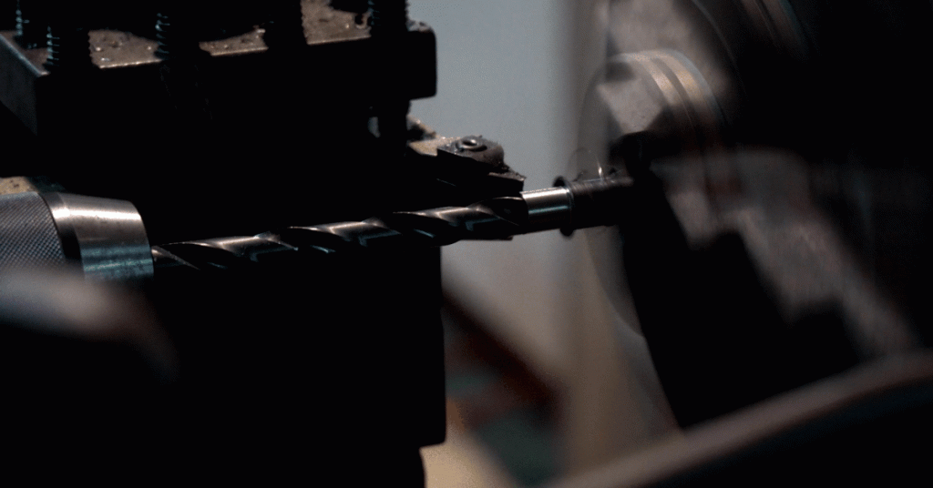 Milling Machine Vs. Lathe: What&rsquo;s the Difference?